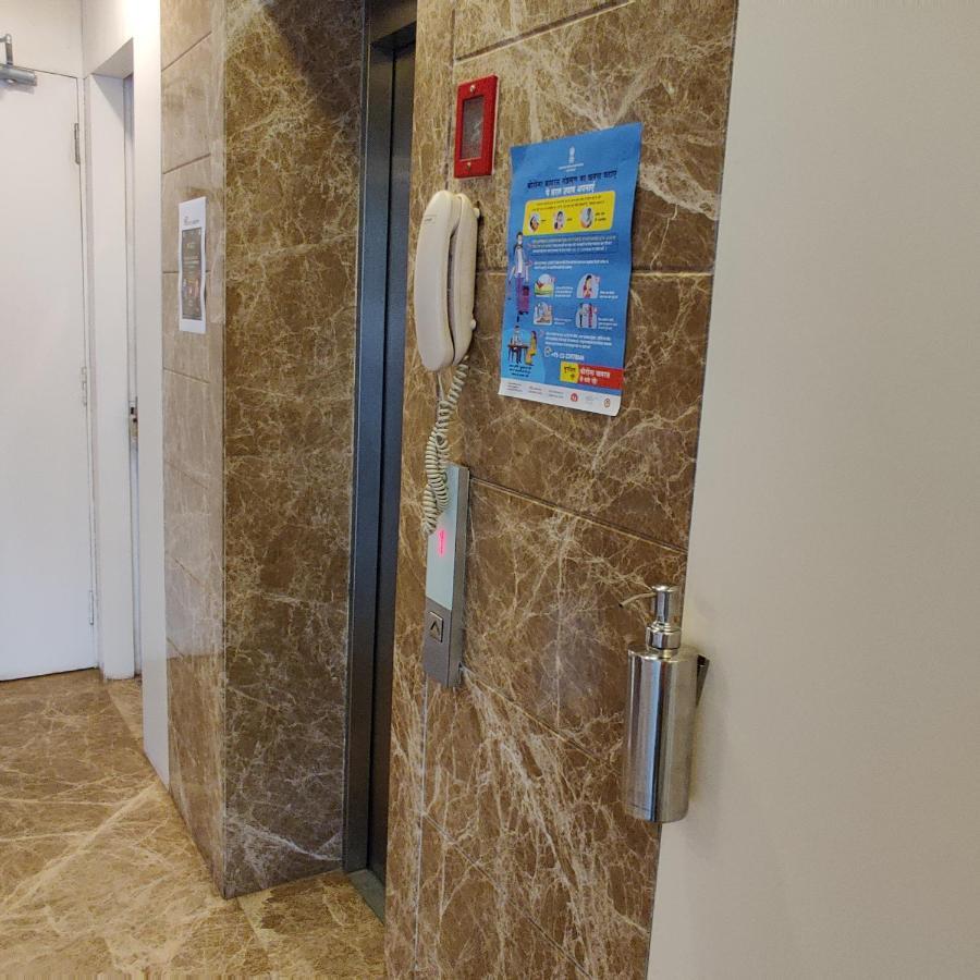 Hotel Meadows Váránaszi Kültér fotó