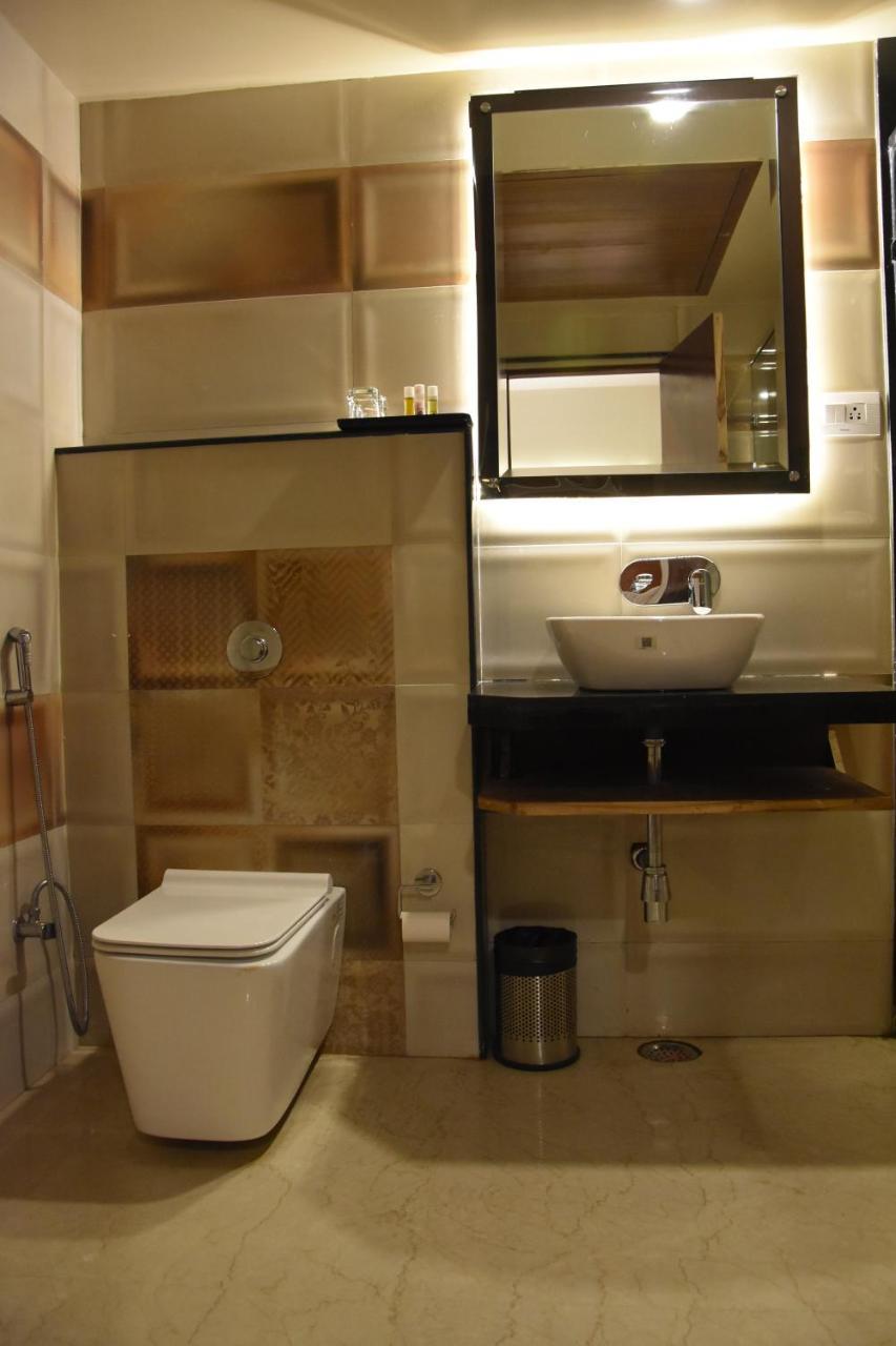 Hotel Meadows Váránaszi Kültér fotó